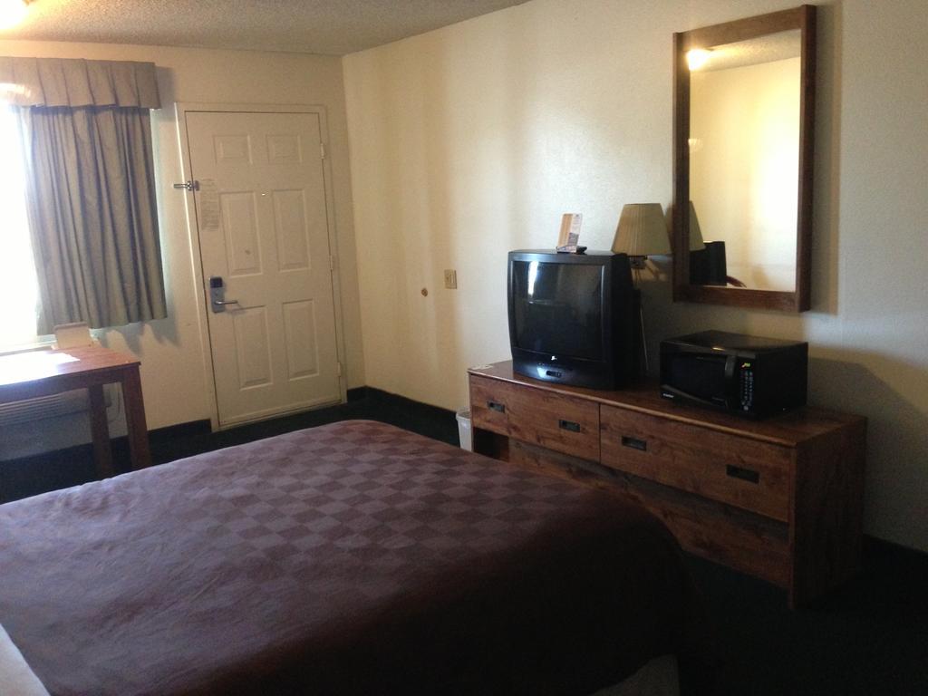 America'S Best Value Inn - Yuma Room photo